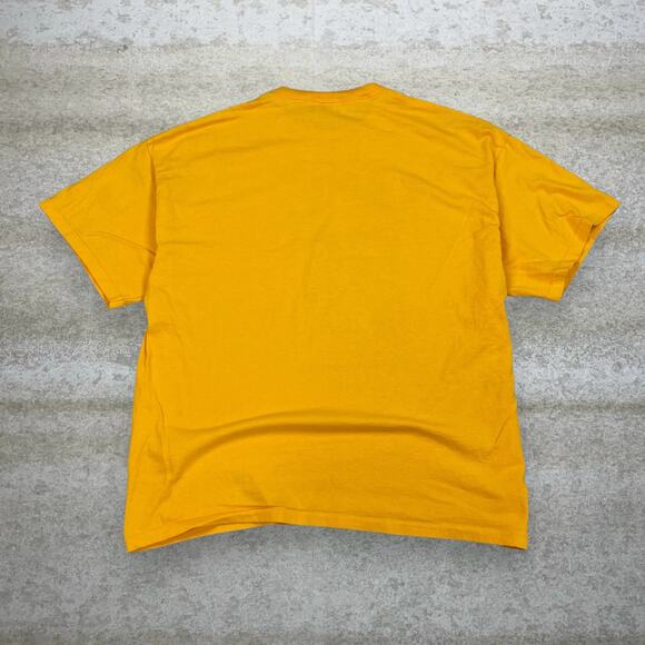 Lakers I saw the Short Shorts Stadium Shirt Short Sleeve Tee Kobe Yellow Purple - Picture 2 of 4